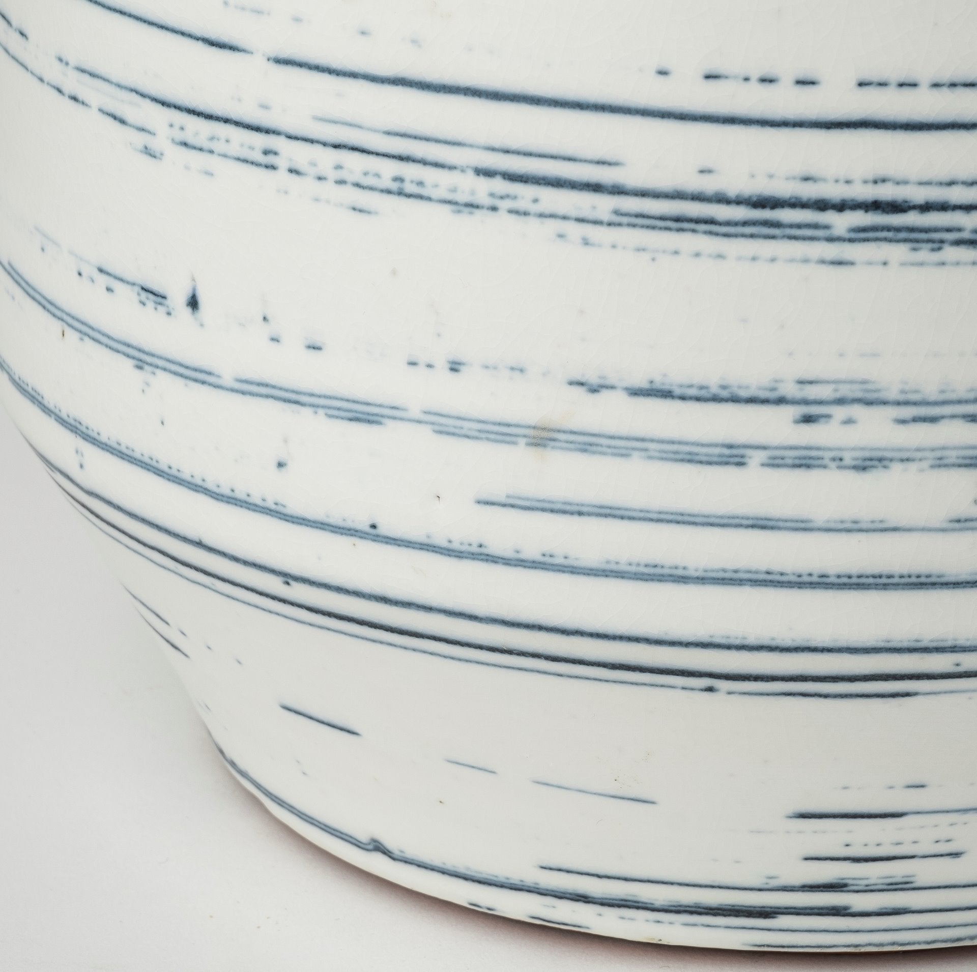 Short Blue Pattern Ceramic Vase