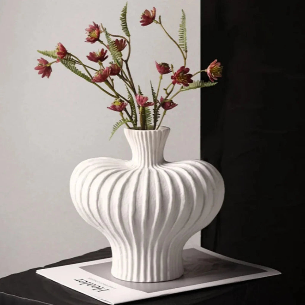 Minimalist Single-Stem Vase