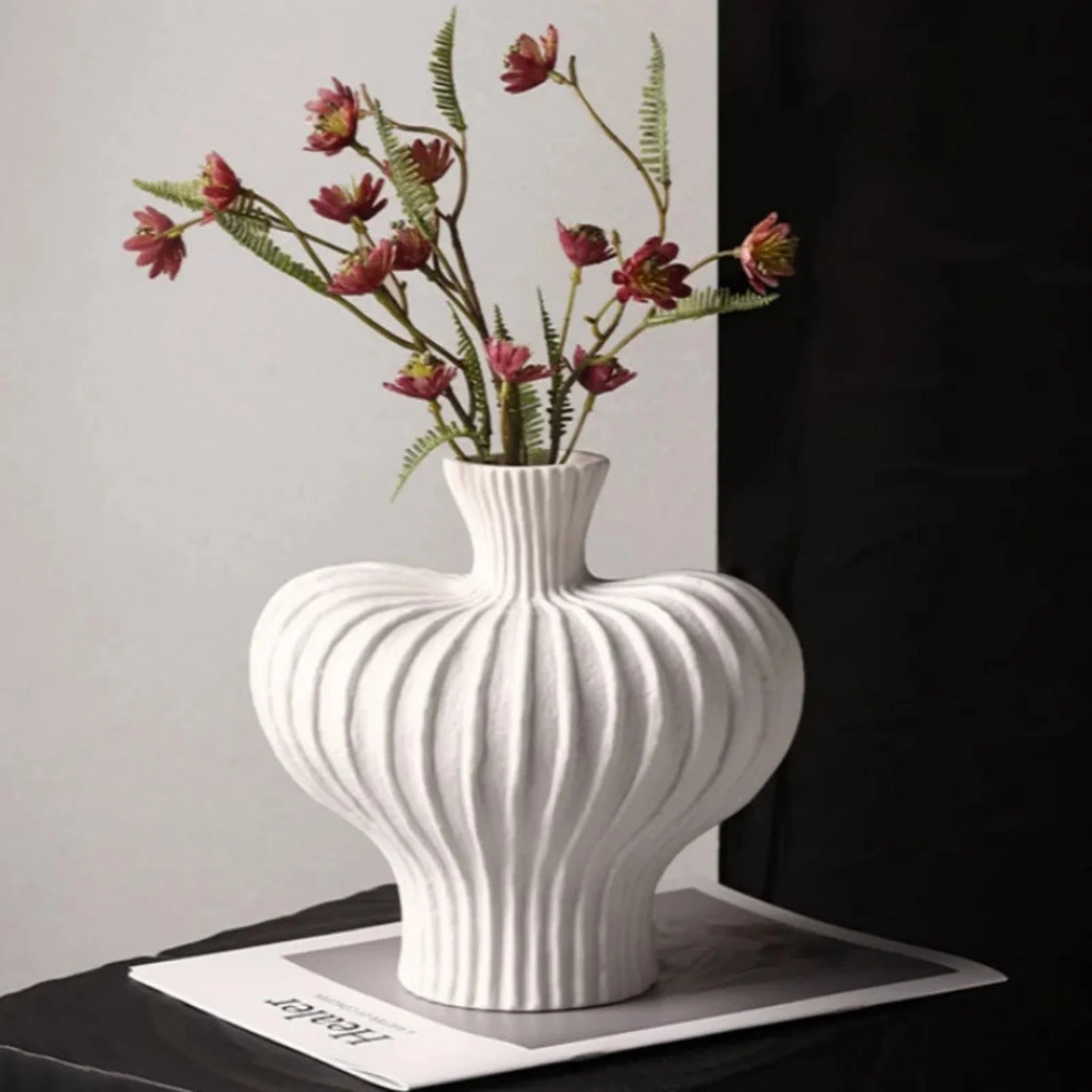 Minimalist Single-Stem Vase