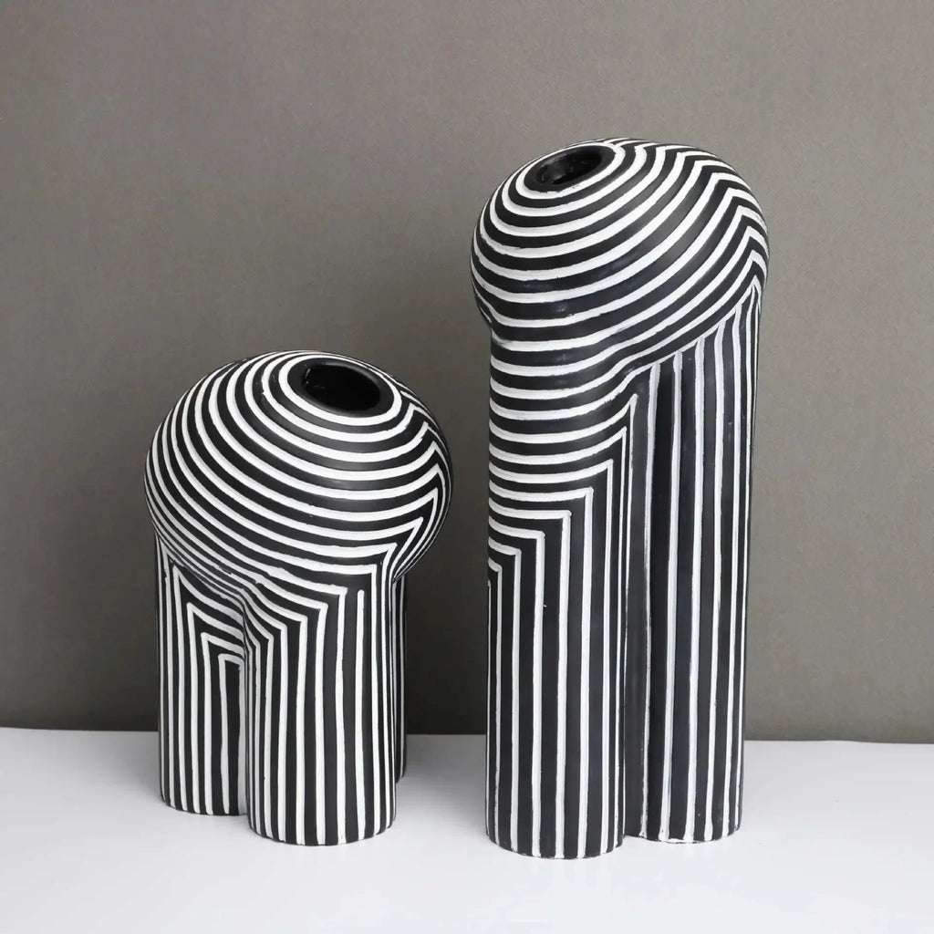 Black White Abstract Resin Vase